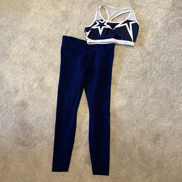 Fabletics 2 piece outfit in XS - Picture 1 of 3